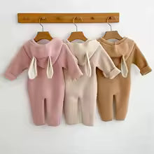 Pyjama bebe fille et garcon orielles de lapin de dos